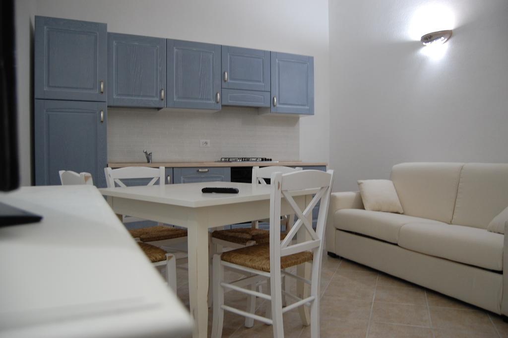 Case Vacanze Nioleo - Apartments And Pool سينيسكولا المظهر الخارجي الصورة